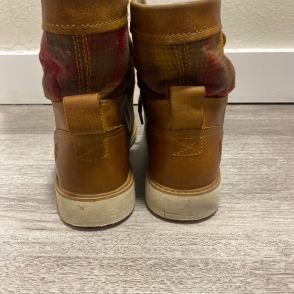 Timberland X Pendleton Size 8.5 Women’s Brown Bramhall Plaid Boots - Picture 11 of 11